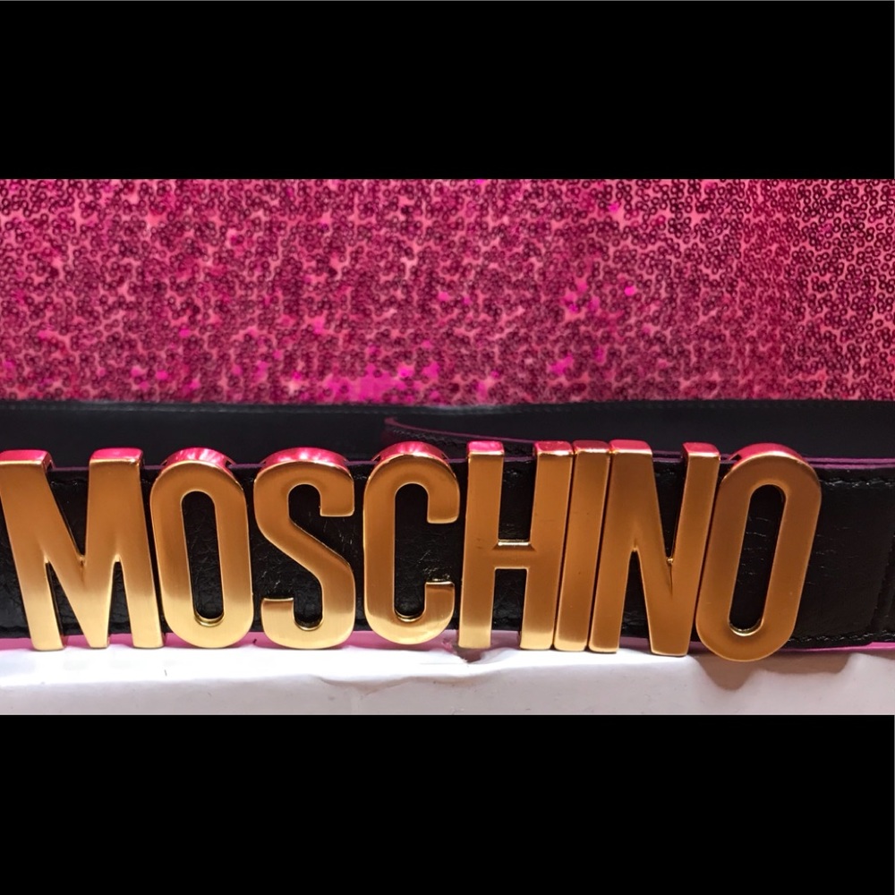 Moschino belt size 44
